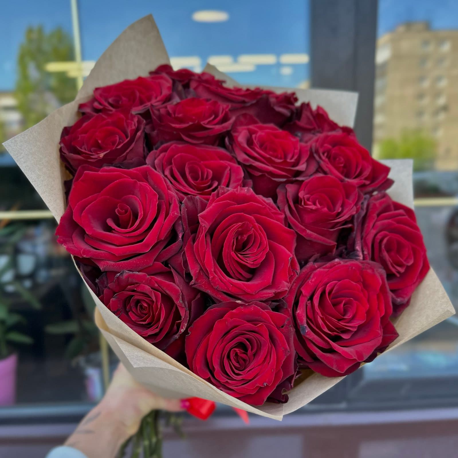 Букет из 17 эквадорских роз